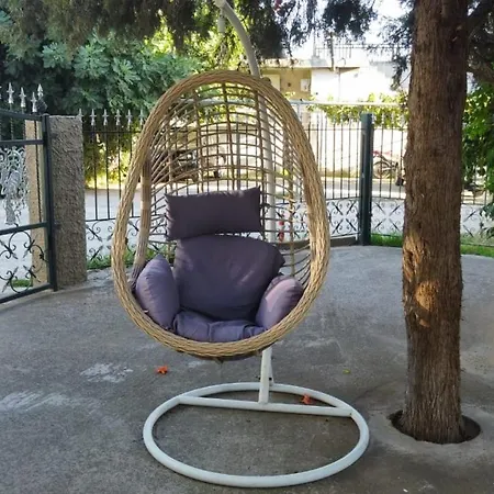 Garden شقة بوتوس