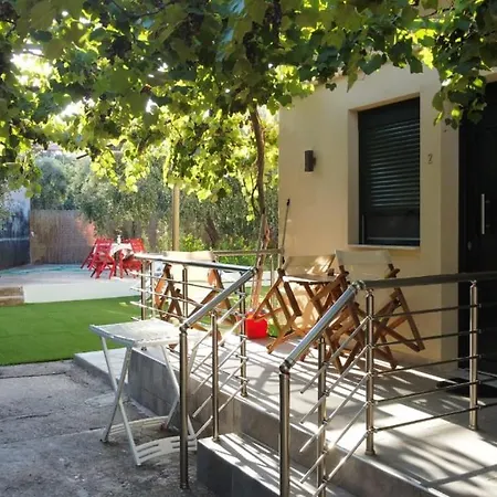 Garden شقة بوتوس