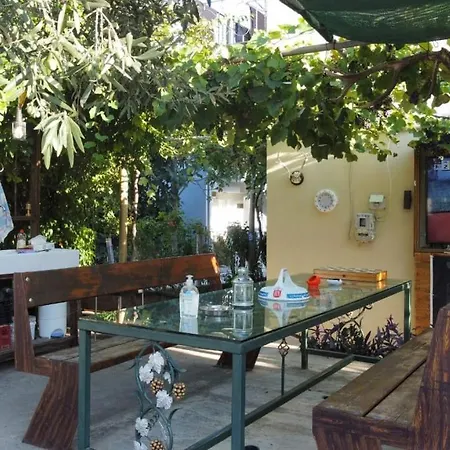 Διαμέρισμα Garden