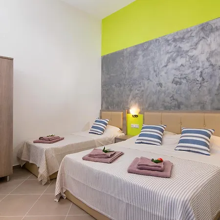 Garden Διαμέρισμα *